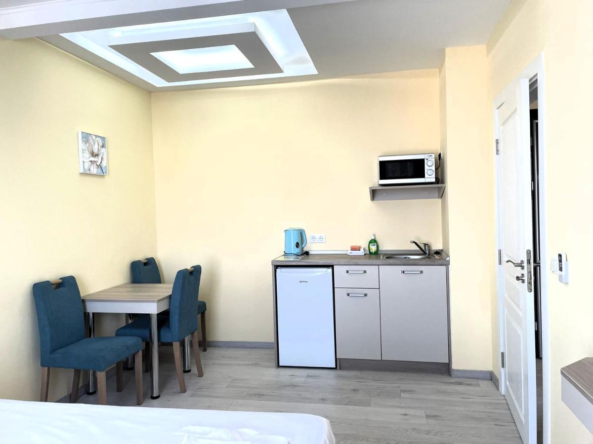 Sea View Apartment Free Parking Primorsko Exterior photo